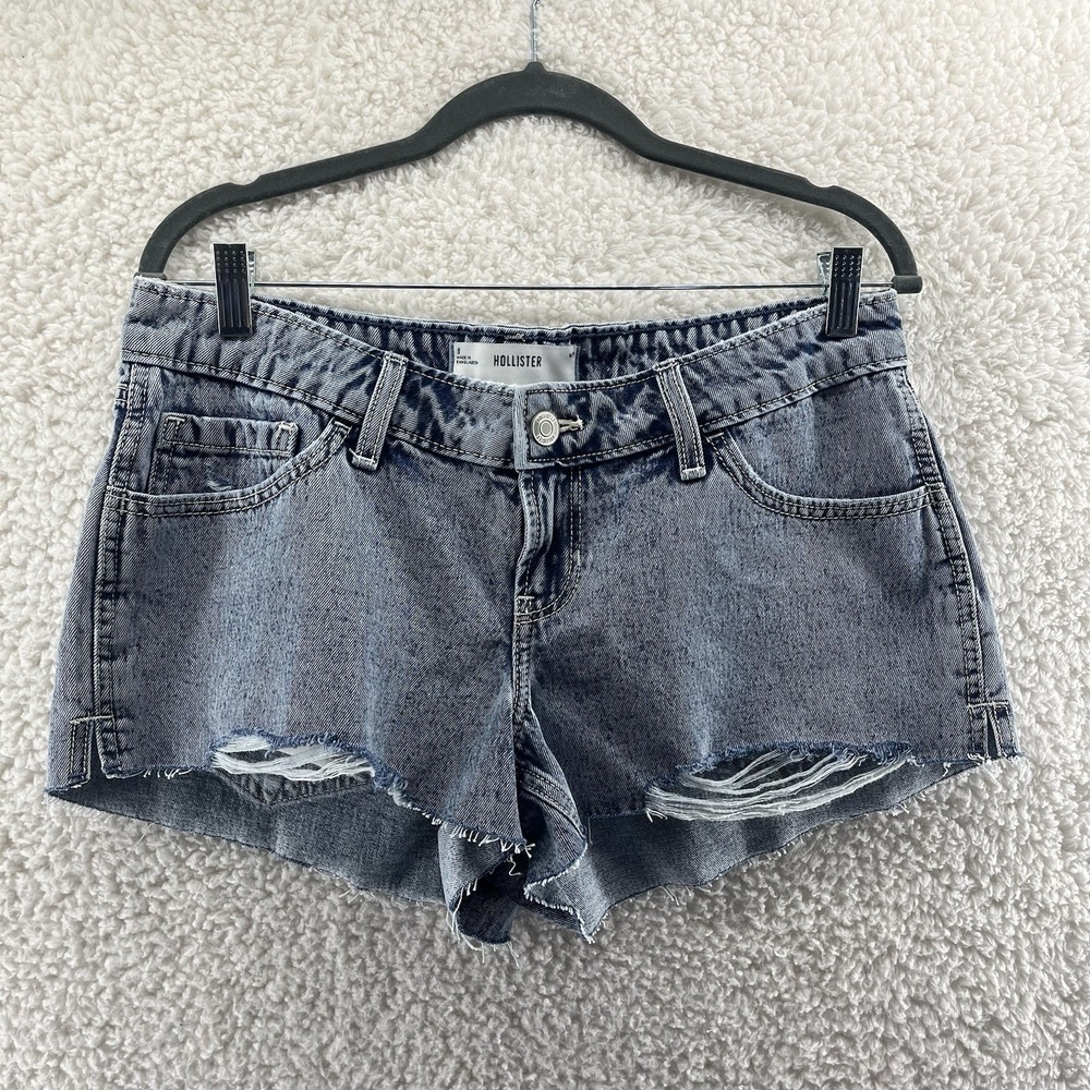 Hollister Ultra Low-Rise Mini Shorts Women's Size 8 Distressed Light Wash Denim